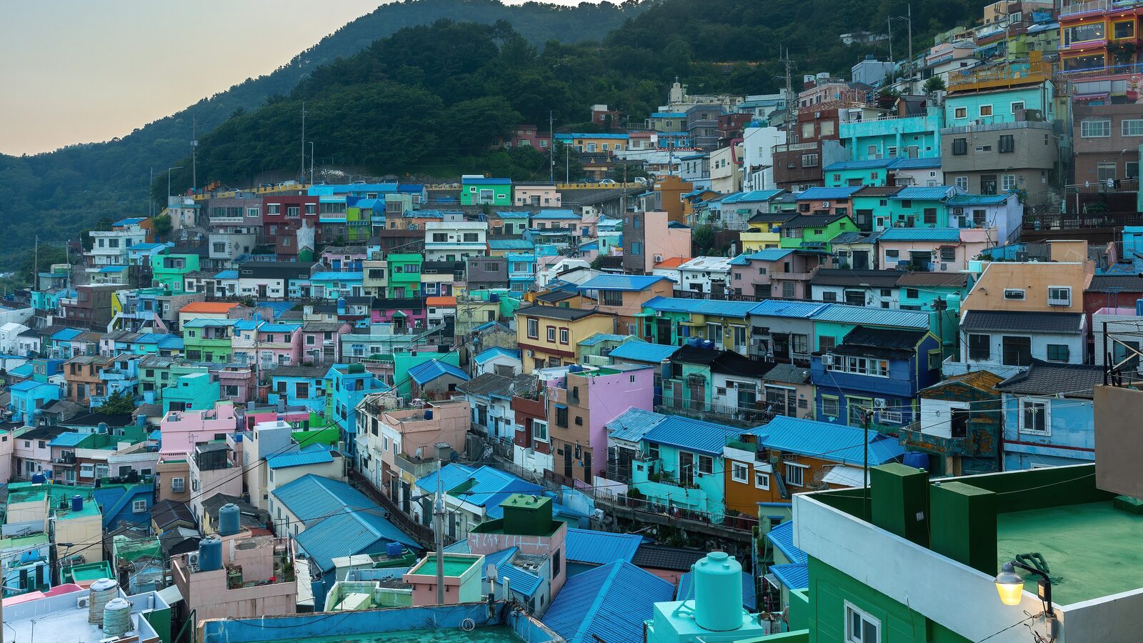 Làng Gamcheon đầy màu sắc tại Busan, Hàn Quốc